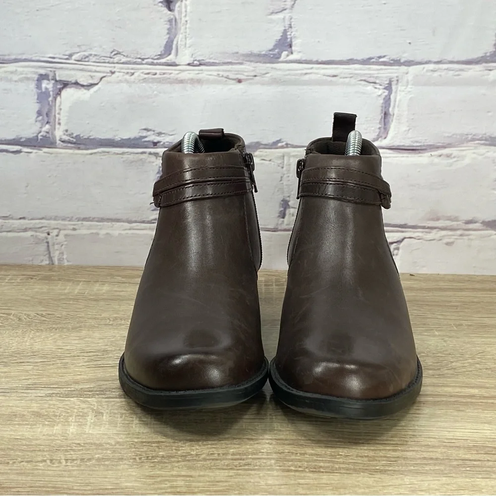 Clarks Lea Kittredge Brown Leather Buckle Ankle Boots - Picture 2 of 8